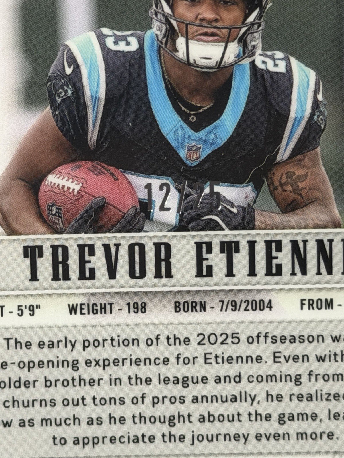 2025 Prizm Trevor Etienne blue camo Rookie Auto /25 panthers NO.RSI-TEE2