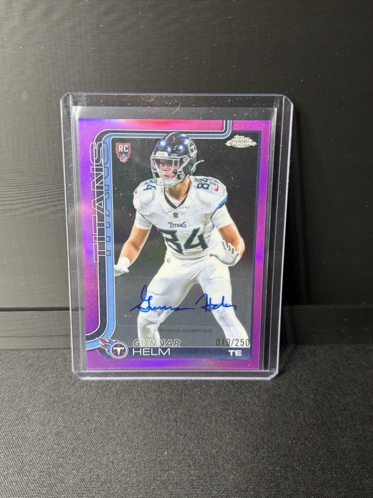GUNNAR HELM 2025 TOPPS CHROME PINK ROOKIE AUTO /250 #RA-GH TITANS Q66330