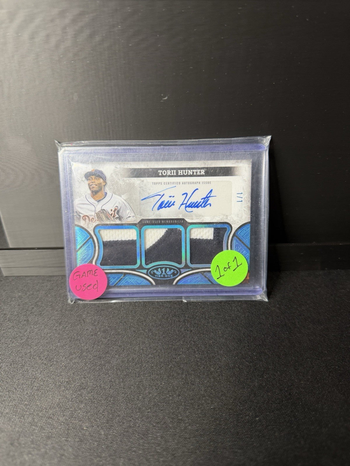 2025 Topps Tier One Auto  Relics Torii Hunter Platinum Blue Triple Patch 1/10