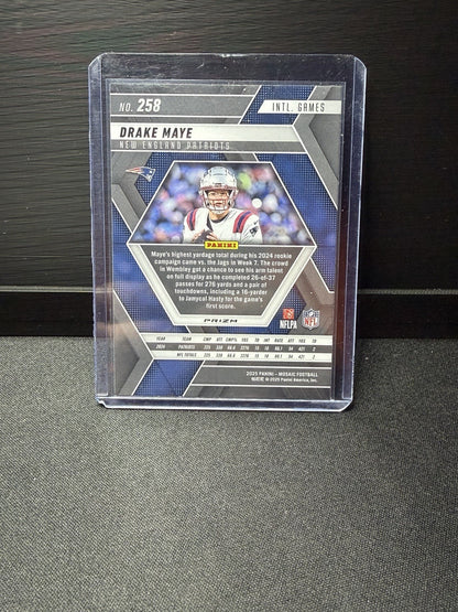  2025 Mosaic Football Drake Maye blue scope England Games Insert #258 Patriots1
