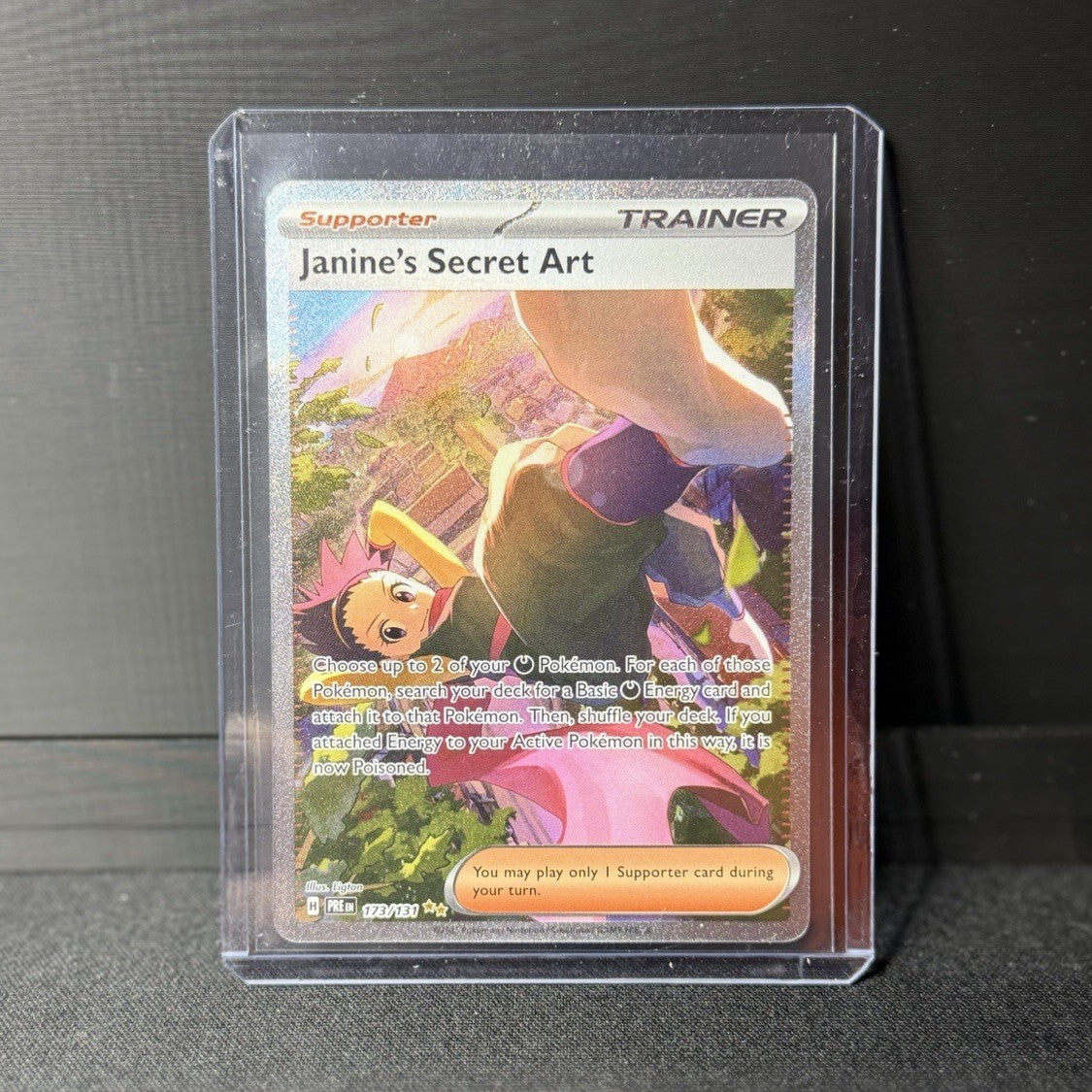 Janine's Secret Art 173/131 SV Prismatic Evolutions SIR Holo Full Art0