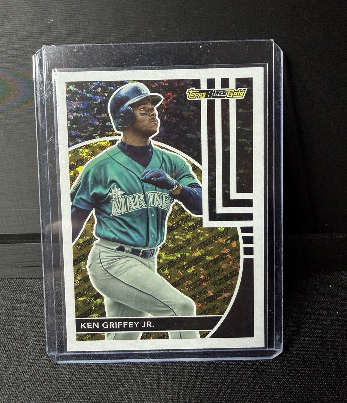 Topps 2024 Update Series Black Gold Ken Griffey Jr Insert #BG-11 Mariners0