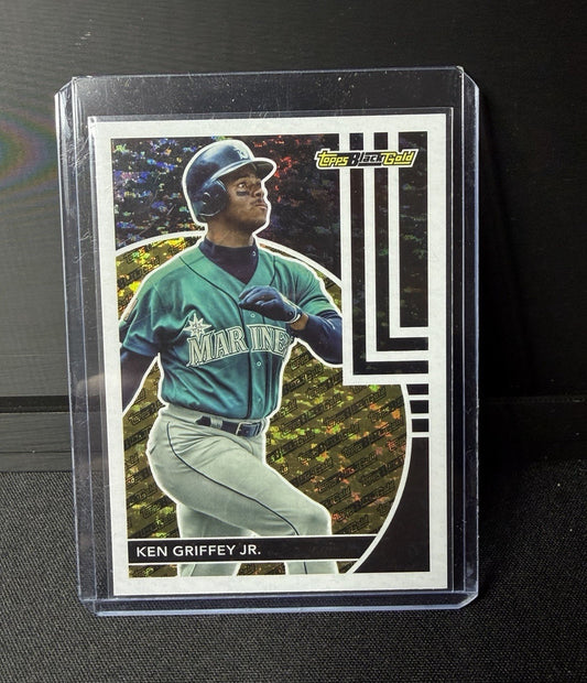 Topps 2024 Update Series Black Gold Ken Griffey Jr Insert #BG-11 Mariners0