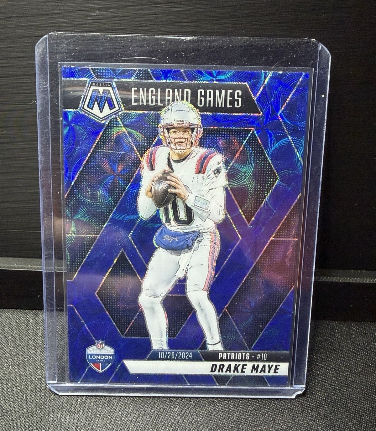  2025 Mosaic Football Drake Maye blue scope England Games Insert #258 Patriots0